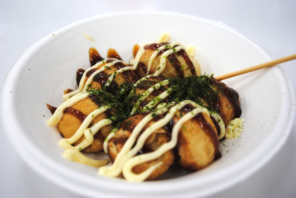 ホットプレートで簡単クレープ！　今回は手作りクレープとたこ焼き【リンクスパーティー】