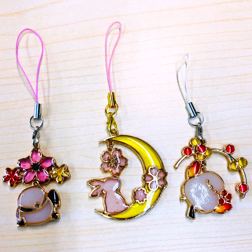 【作品紹介】レジン制作 〜キーホルダー〜