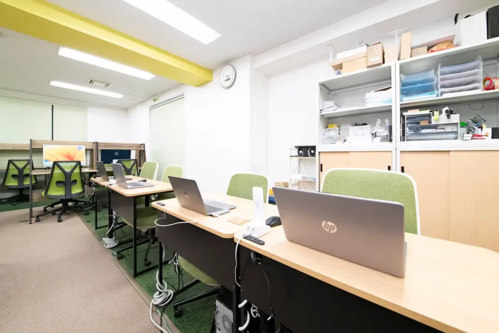 就労移行支援事業所リンクス船橋のスタッフ席