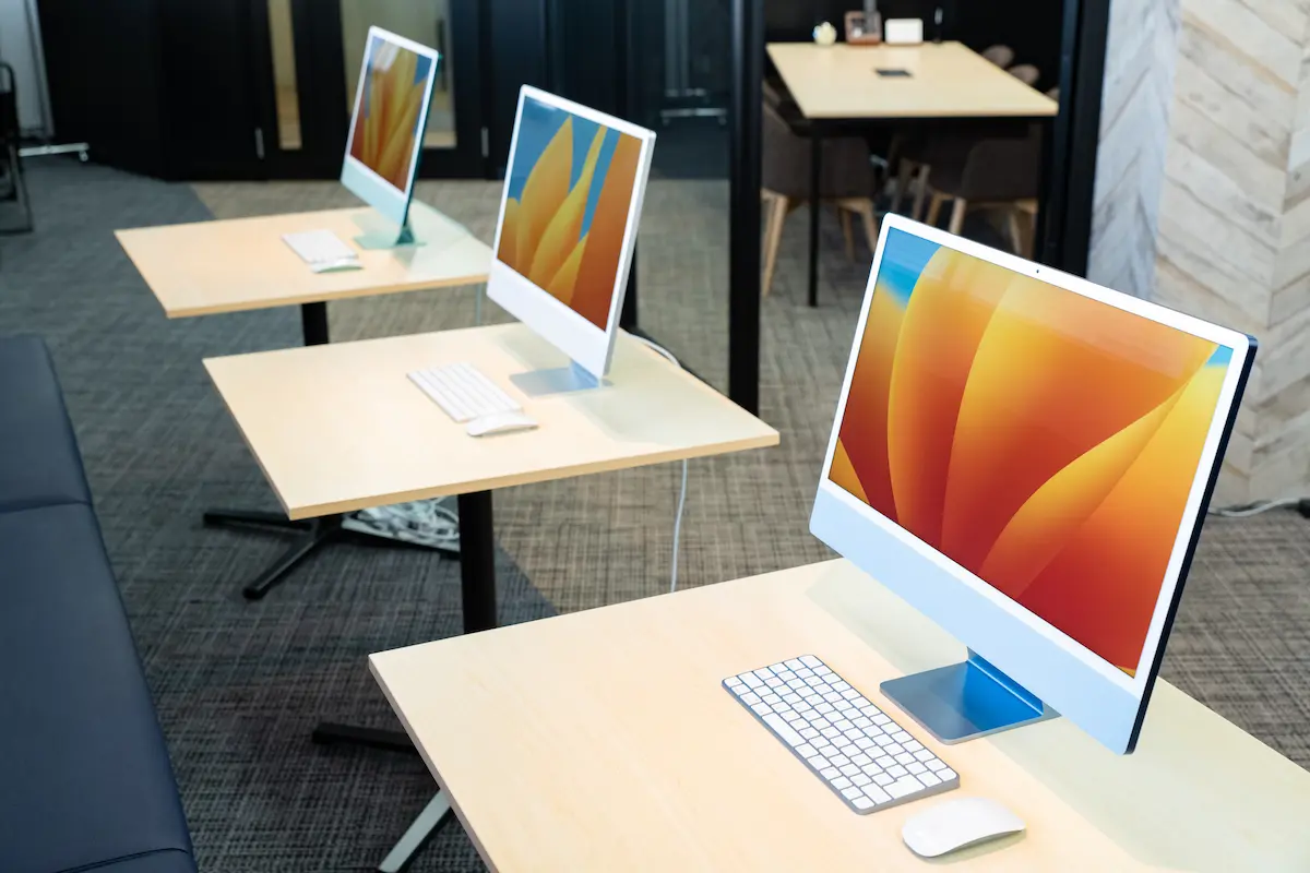 就労移行支援事業所リンクス川越西口の面談室1