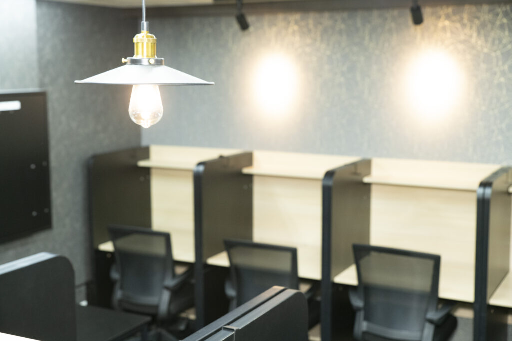 就労移行支援事業所リンクス松戸の個別訓練スペース2