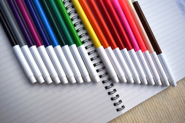 【グループワーク】色彩ワーク 〜色を使って自己紹介しよう〜